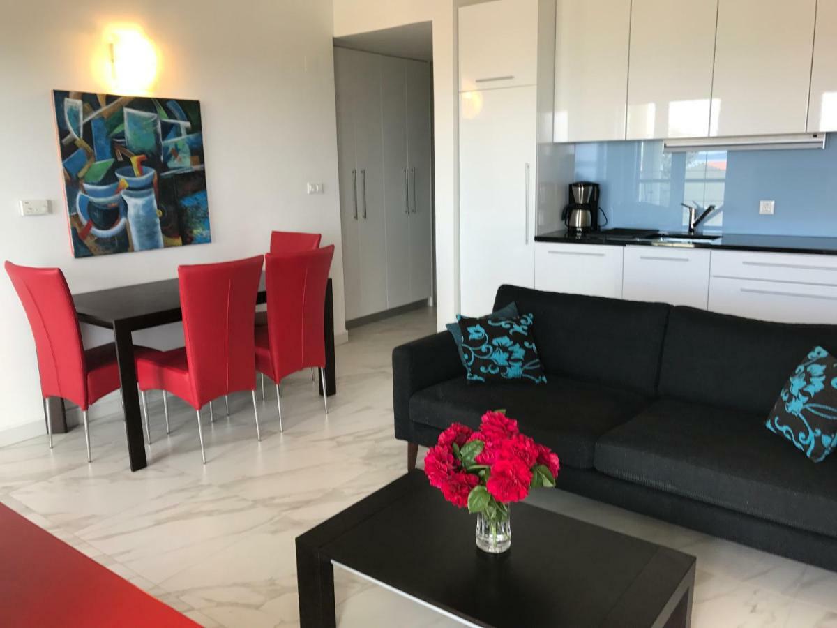 Apartments Victoria Privlaka 普利拉卡 外观 照片